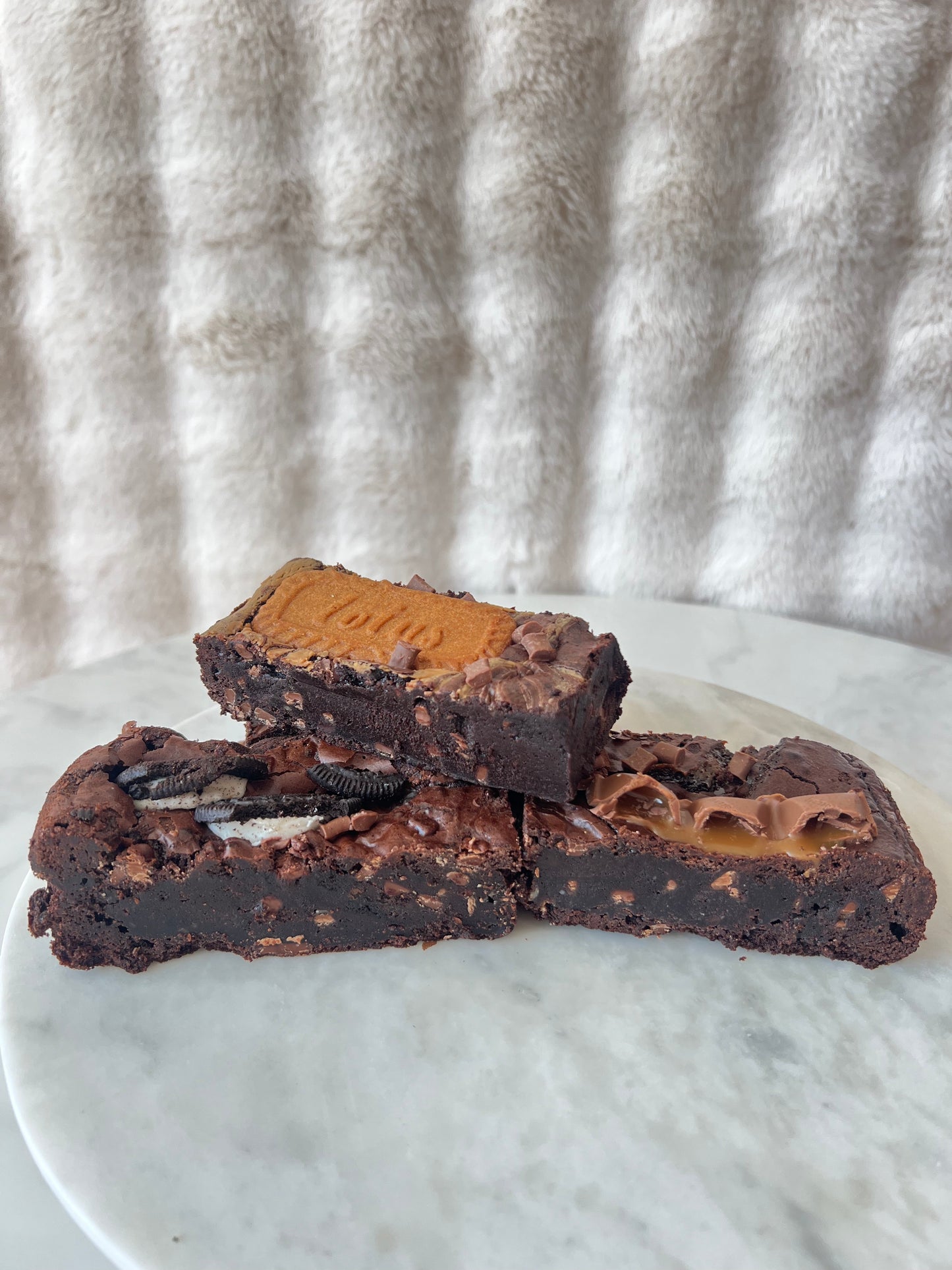 Mixed brownie box (4 slices)